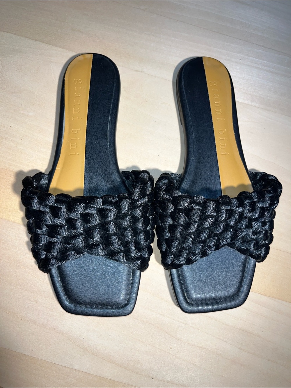Gianni Bini Black Braided Slide Mules size 6.5